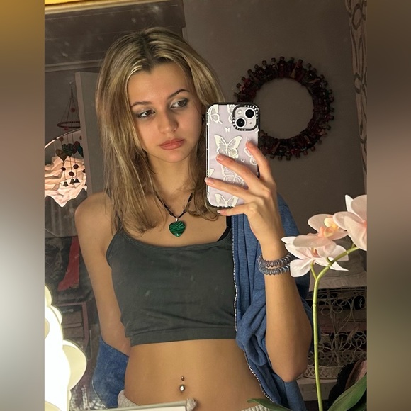 Meet your Posher, Emma - Picture 1 of 1